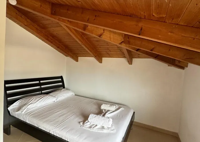L.t. 5th Street Apartment Sarandë