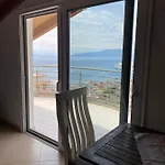 L.t. 5th Street * Sarandë