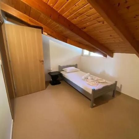 Apartman L.t. 5th Street *