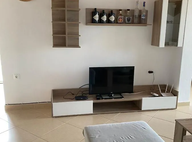 L.t. 5th Street Apartament Saranda