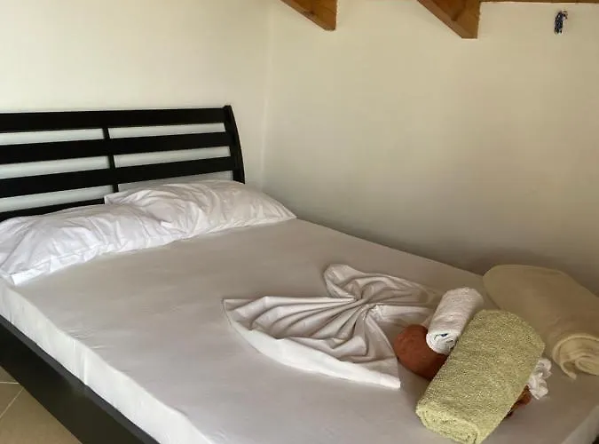 L.t. 5th Street Saranda