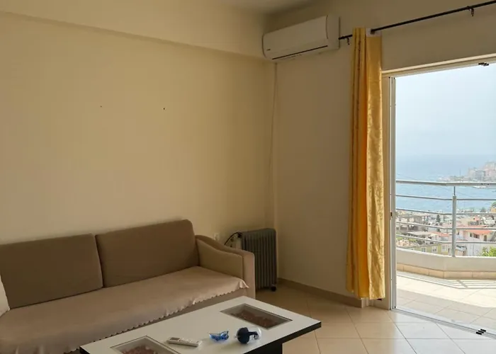 L.t. 5th Street Apartament