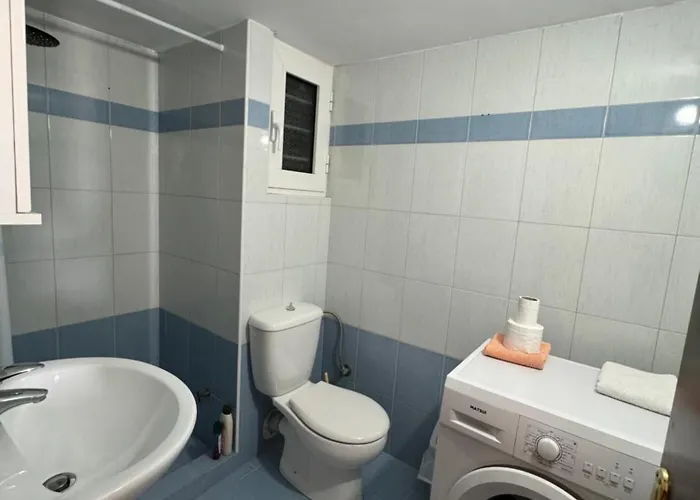 L.t. 5th Street Saranda