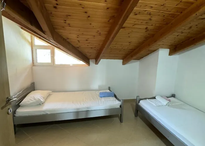 L.t. 5th Street Saranda